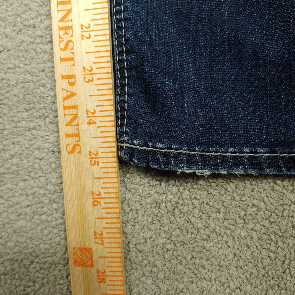 Silver Jeans Co. Suki Capri - Womens 34x25 Blue Distressed Mid Rise - VERY GOOD - Picture 6 of 15